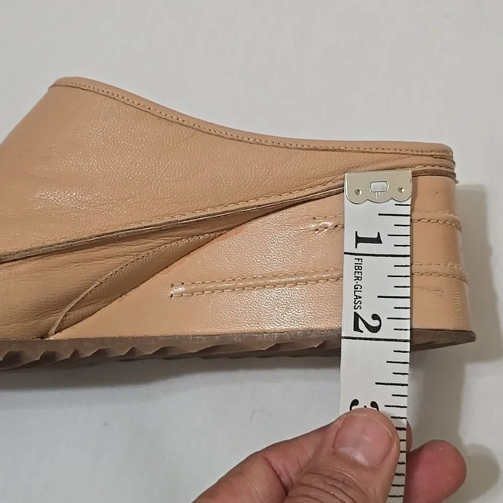 Via Spiga Tan Loafers Slip-Ons Shoes‎ 6.5